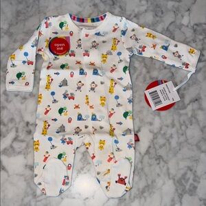 NWT Magnetic Me White Multicolor Organic Cotton Footie Preemie